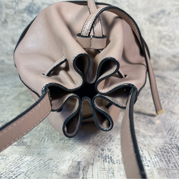 Cuyana Mini Bucket Bag Drawstring Leather Purse in Nude color soft Leather - Picture 6 of 12